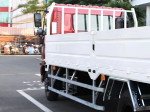 Xe Tải Hino 6 Tấn Thùng Lửng