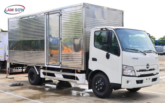 Hino 300 XZU 720 Thùng Kín - Showroom Hino Lam Sơn - 7