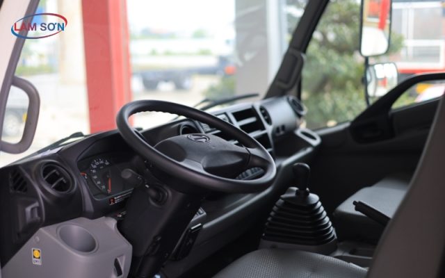 Hino 300 XZU 720 Thùng Mui Bạt - Showroom Lam Sơn-15