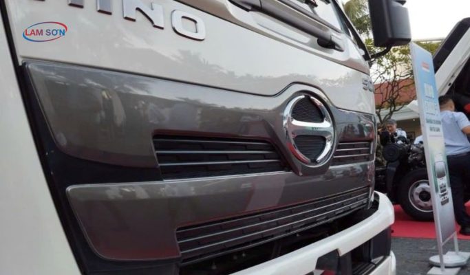 Lưới tản nhiệt Hino 500 Euro 5