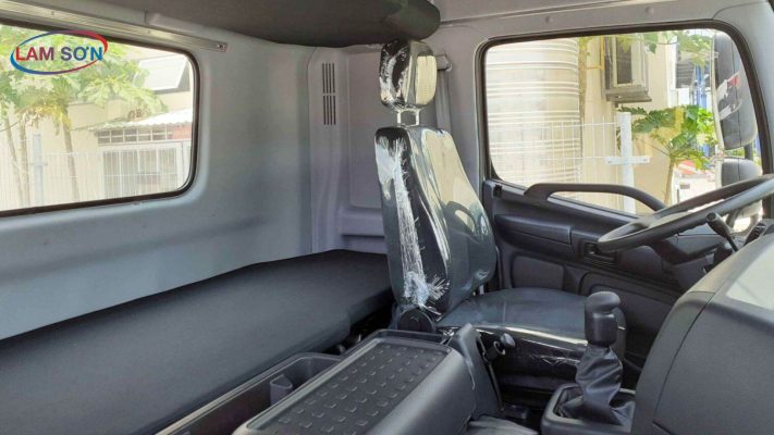 Hino 700 Nội Thất - SS2P 6×4 – 413 PS