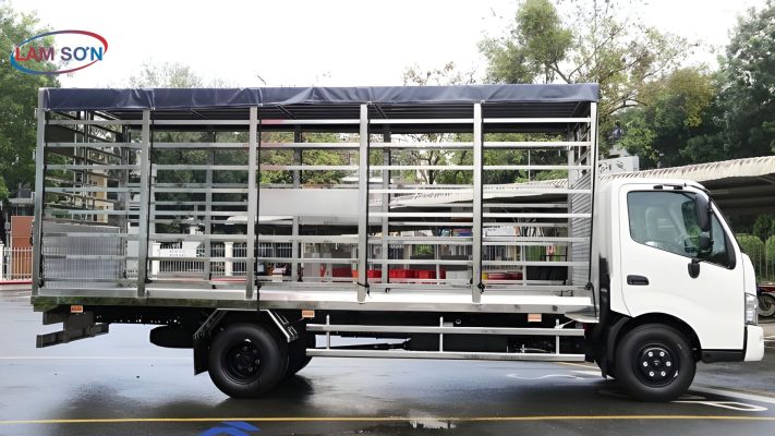 Xe Hino 300 - Thùng Gia Cầm