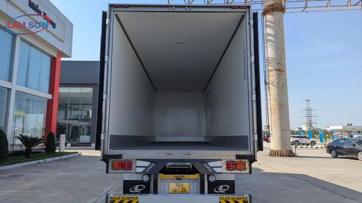 Xe Hino thùng bảo ôn - phía sau